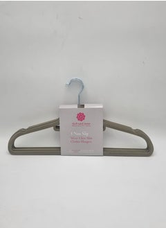 20 space-saving and durable non-slip thin hangers for suits, shirts and pants