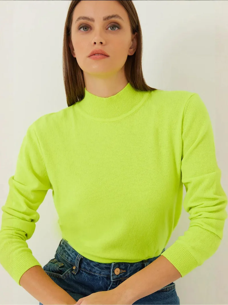 Bianco Lucci LUCCI Textured Turtleneck Knit Sweater