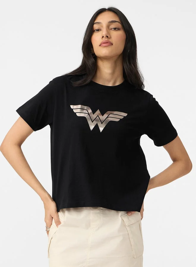 The Souled Store Black Wonder Woman Logo Boxy T-Shirt