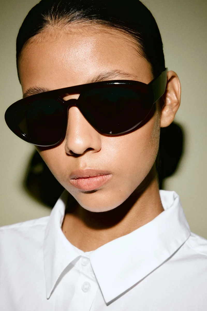 اتش اند ام قميص من قطن البوبلين