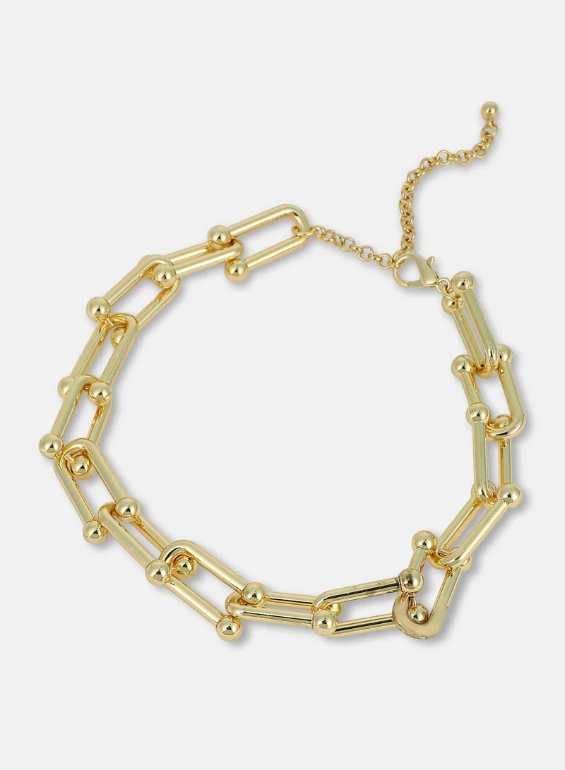Sohi  Women The Chunky Clip-Link Chain Necklace | California  Colour | One-Size | Metallic Alloy Material | Lobster Clasp Closure | Necklace For Casual & Evening Wear for Women | Best Price UAE