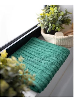More cottons Dashes Towel 550Gsm  - Image 2