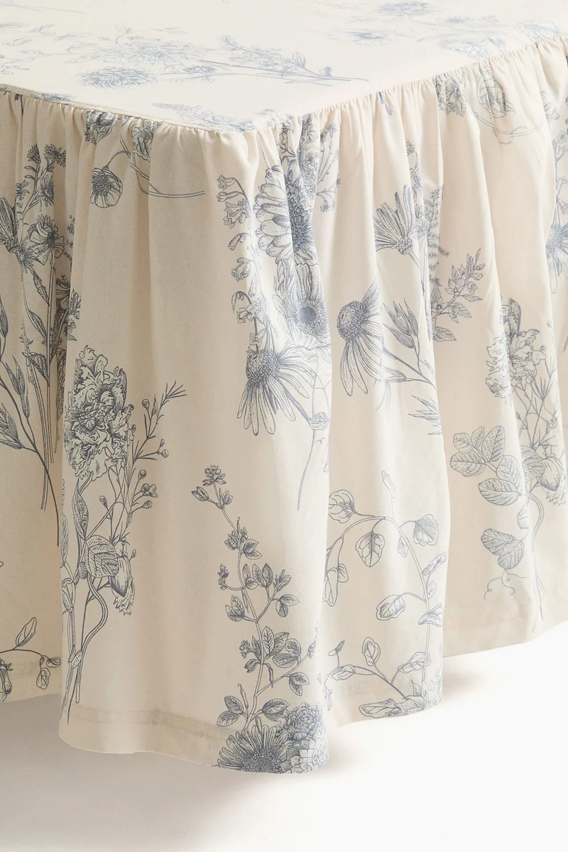 H&M Flounced cotton-blend double/king valance