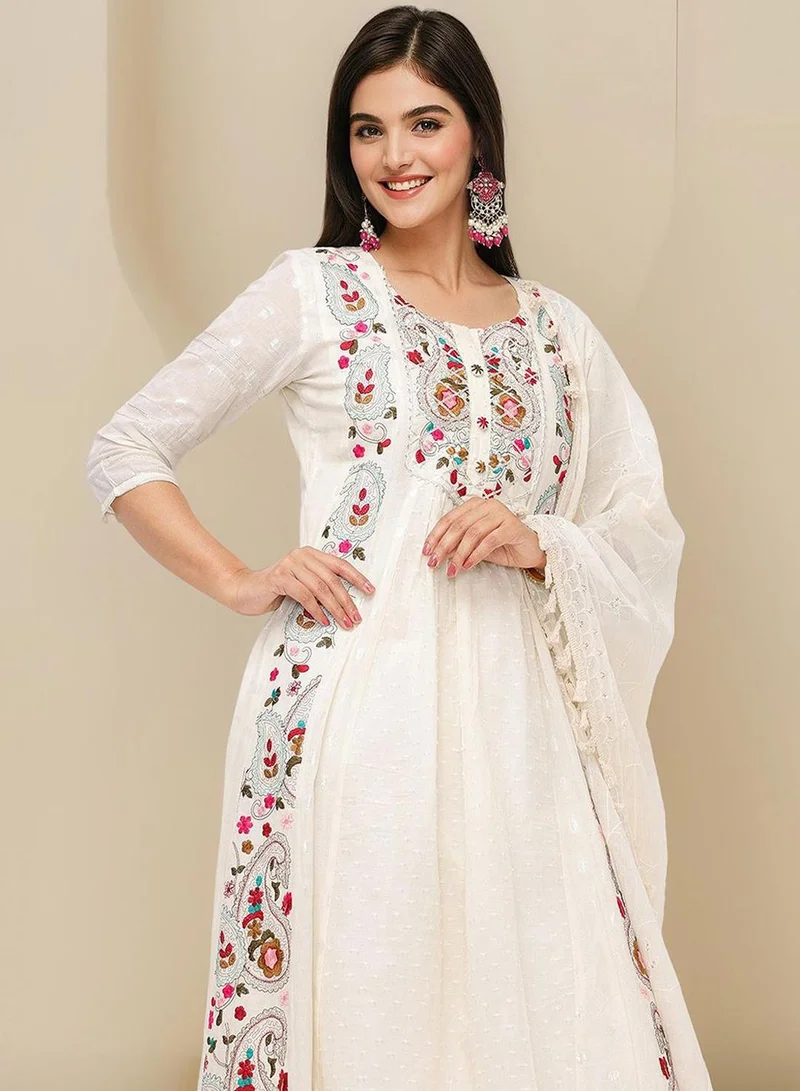 Ishin Off White WOMEN Off White Cotton Kurta Sets - 3pcs for Women | Best Price UAE