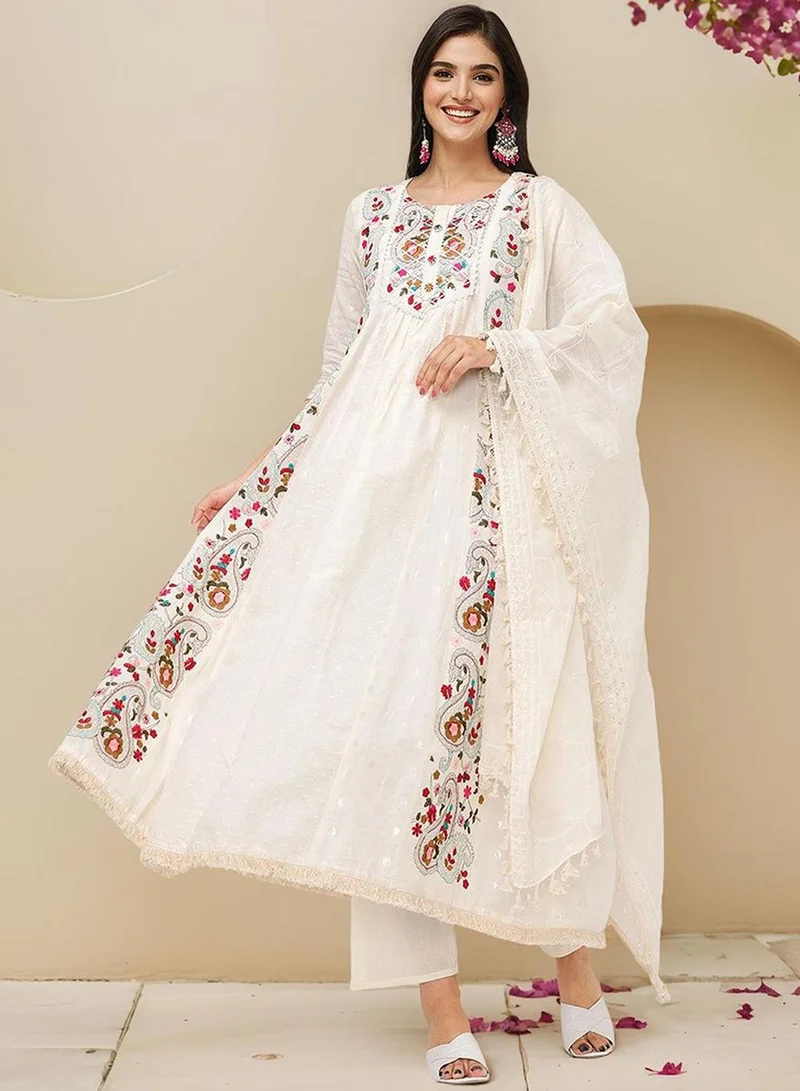 Ishin Off White WOMEN Off White Cotton Kurta Sets - 3pcs for Women | Best Price UAE