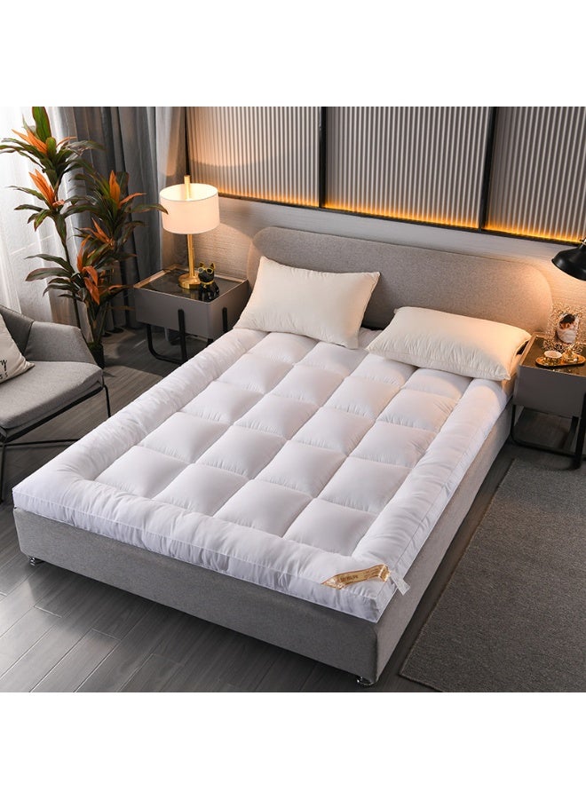 Y&D Premium Hotel Mattress Topper with Elastic Bands, Super Soft Microfiber Fabric, Soft Down Alternative Filling, 10 cm Thickness - Image 1