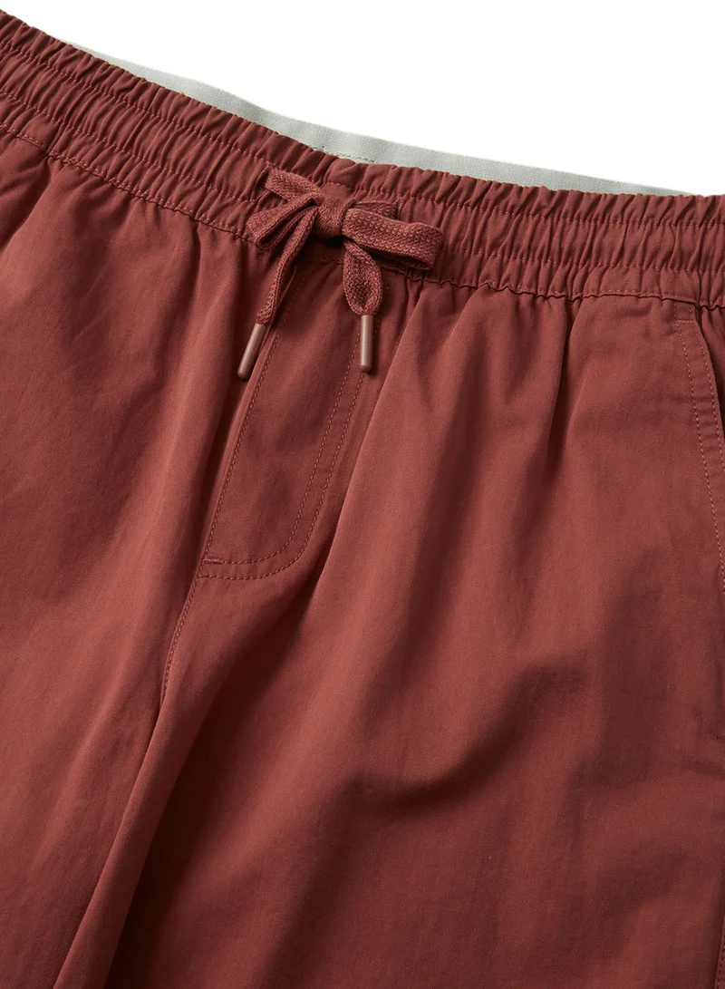 GIORDANO  Men's Cotton Twill Bermuda Shorts: Slim Fit, Elastic Waist, Ultimate Comfort for Men | Best Price UAE