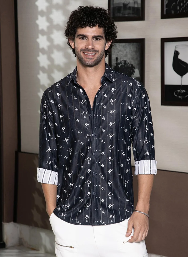 Campus Sutra Campus Sutra Men's Onyx Black Ditsy Imprint Shirt For Casual Wear | Spread Collar | Long Cuffed Sleeves | Button Closure | Shirt Crafted With Comfort Fit For Everyday Wear