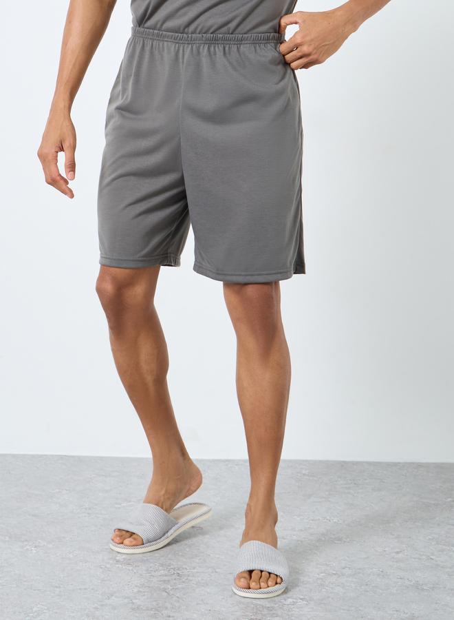 ستايلي طقم تيشيرت وشورت بتفاصيل شارة منسوجة بالفحم من ستايلي - Image 5