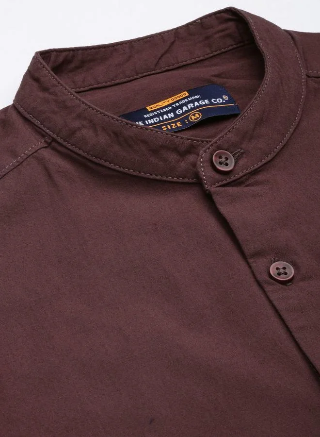 ذا انديان كراج كو Men Regular Fit Solid Mandarin Collar Casual Shirt