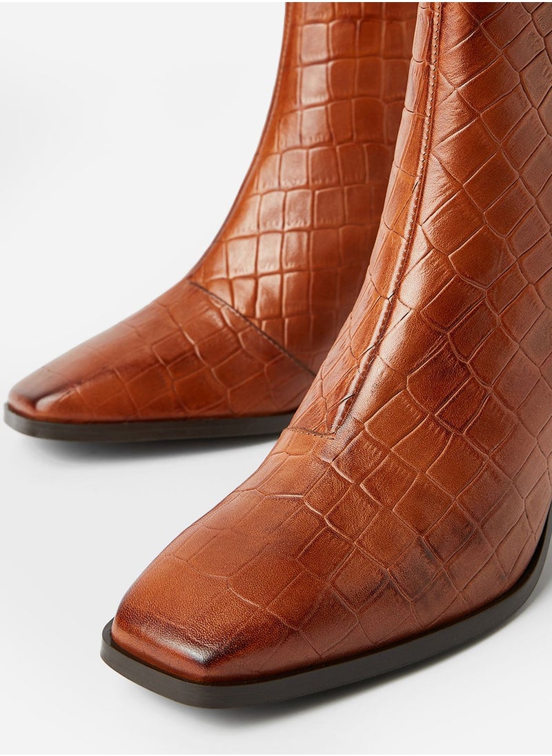 VERO MODA - Textured Leather Boots - Image 1