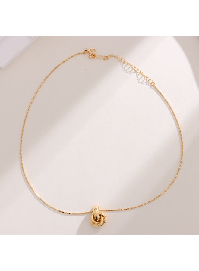 Field Necklace Luxury Creative Irregular Geometric Twisted Necklace - Necklace for ladies Chic Gold Polygon Circle Design for European and American Markets - Image 3