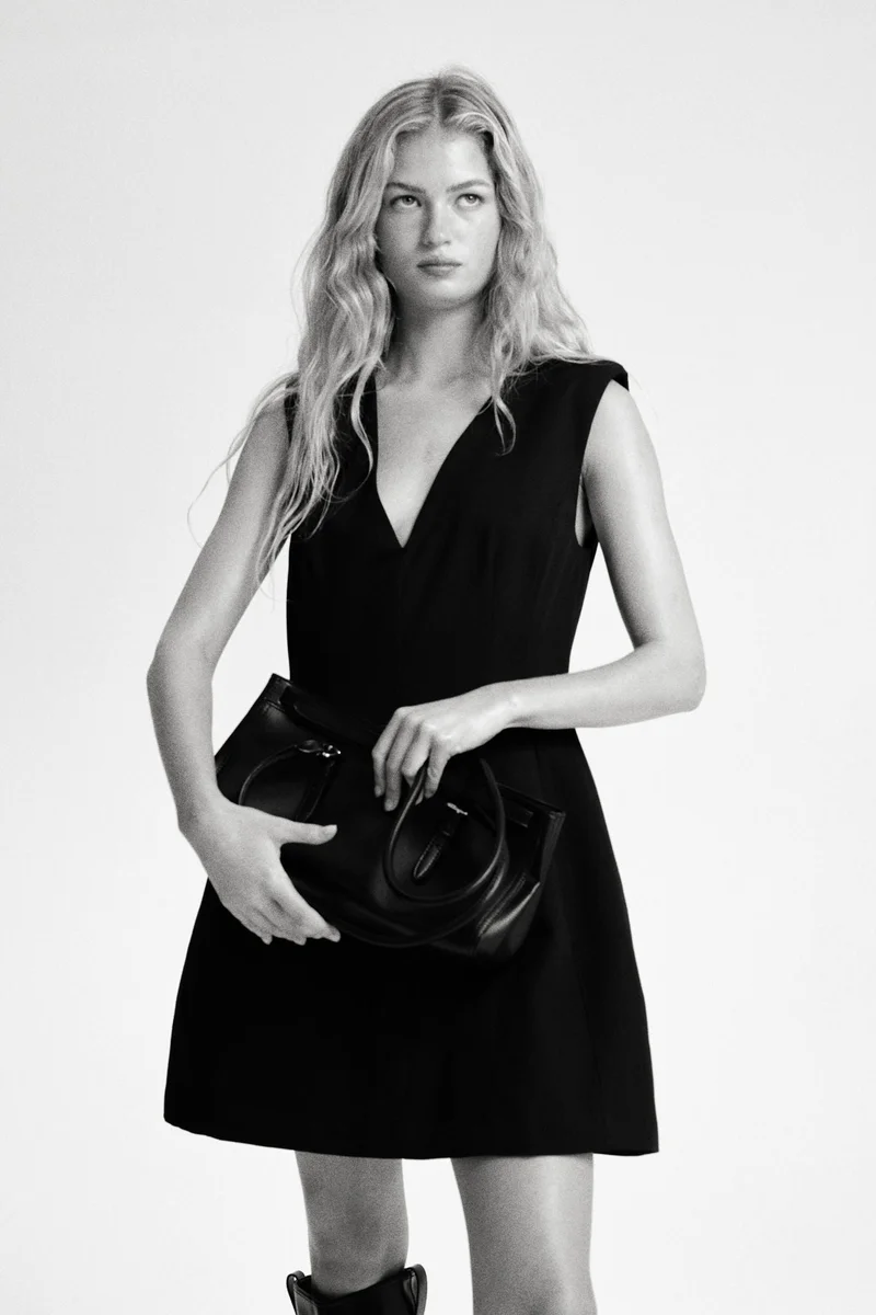 اتش اند ام فستان بقبّة V