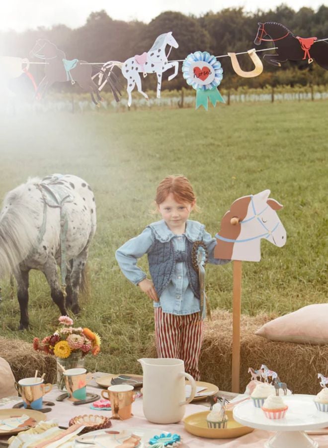 Meri Meri Horse Garland - Image 1