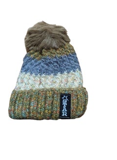 The winter ice cap is made of durable, high-quality wool threads