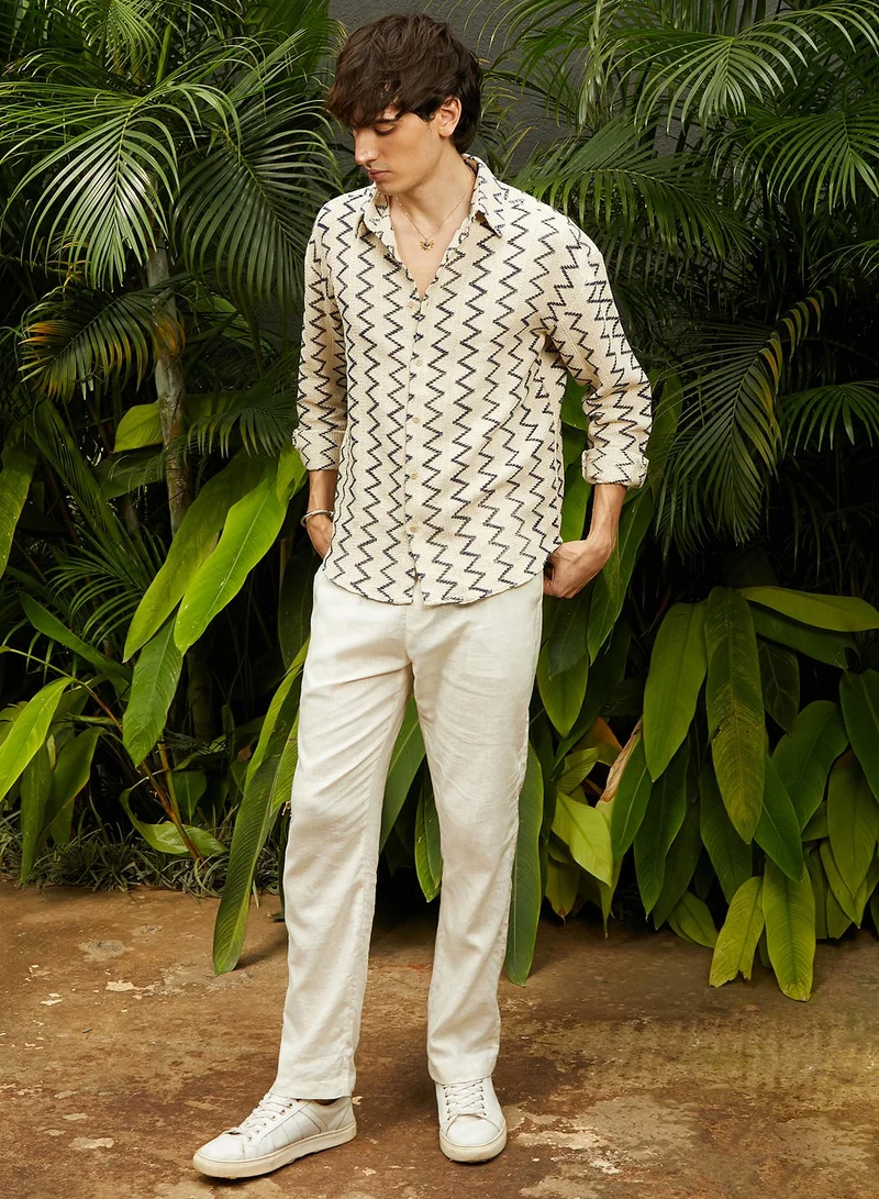 Campus Sutra Campus Sutra Men's Cream White Zig-Zag Knit Shirt For Casual Wear | Spread Collar | Long Sleeve | Button Closure | Shirt Crafted With Comfort Fit For Everyday Wear
