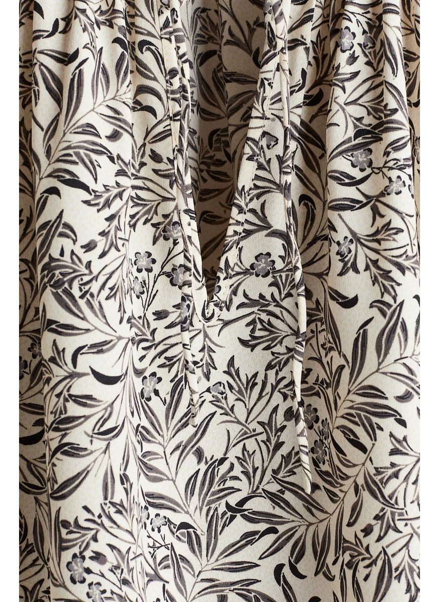 H&M Oversized Crêpe Blouse