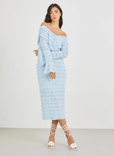 ستايلي فستان ميدي ضيق بياقة مكشوفة وكشكشة