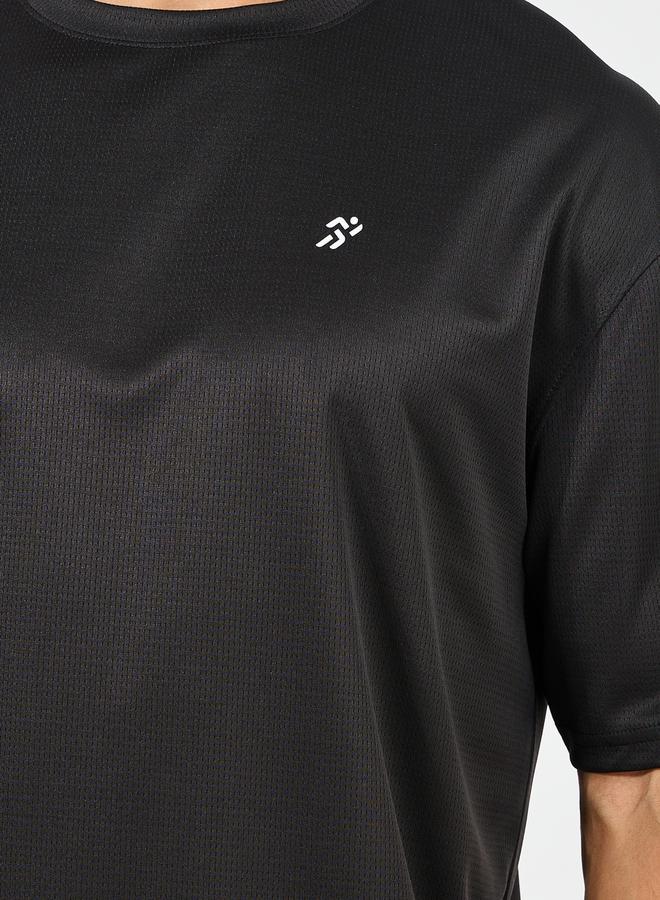 ستايلي اكتيف تيشيرت رياضي واسع بتفاصيل شعار ملمس ناعم - Image 3