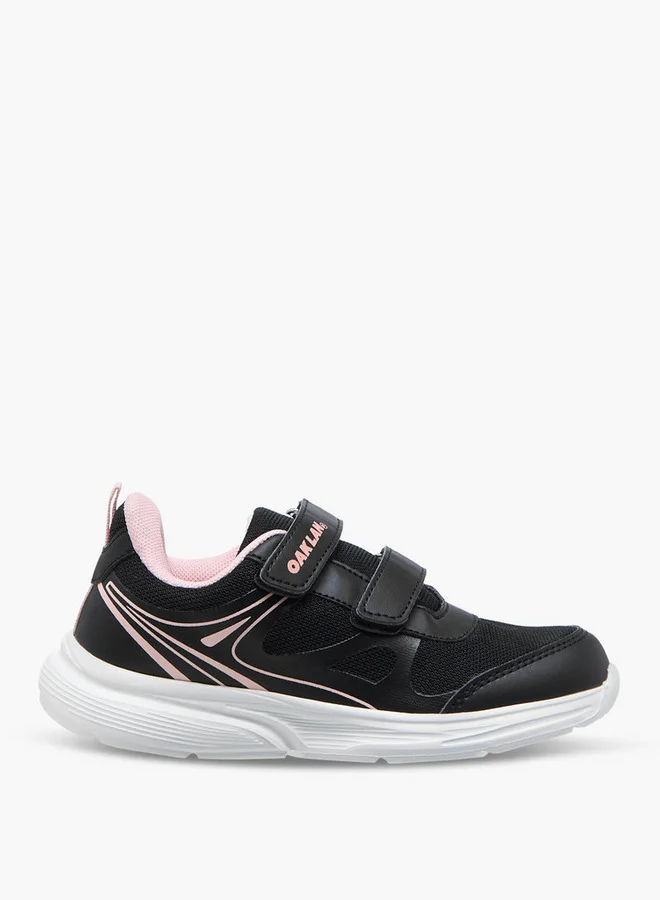 Oaklan by Shoexpress Logo Print Sports Shoes with Hook and Loop Closure
