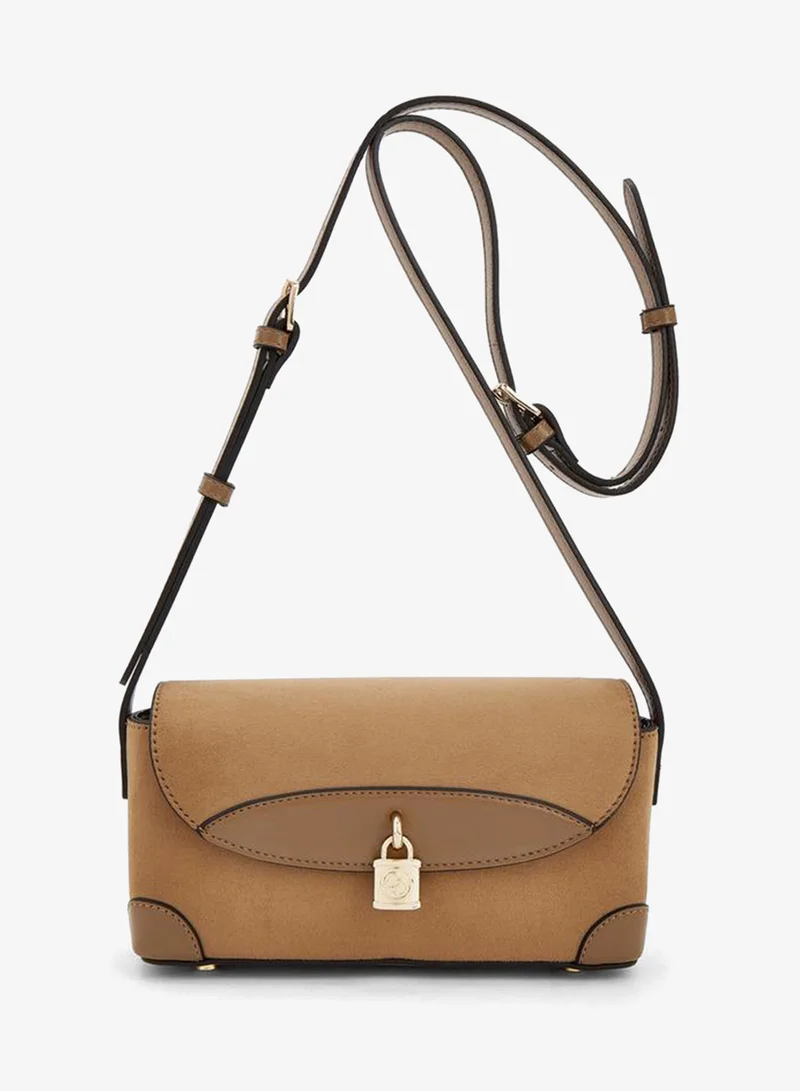Solid Crossbody Bag With Magnetic Clasp Closure