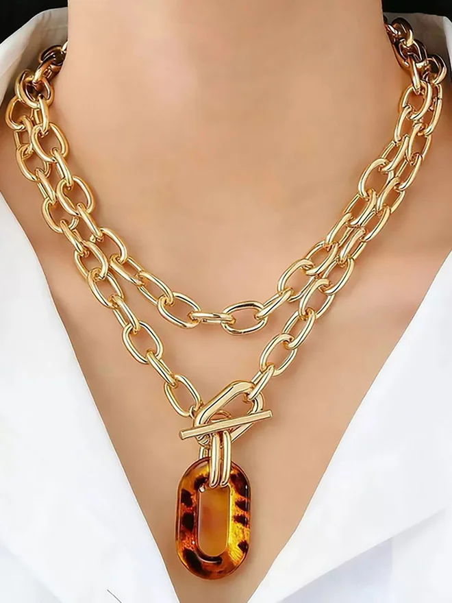 Styli  Set of 2 - Chunky Chain Toggle Pendant Necklace for Women | Best Price UAE