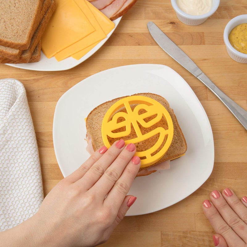 Bentology Emoji Sandwich Cutters- 4 Pack Set for DIY Bread Shapes Pancakes Cookies & More  BPA Free Decruster  Suitable for Kids  Easily Fits in Lunch Boxes  Bags & Bento- Officially Licensed by Emoji  - Image 4