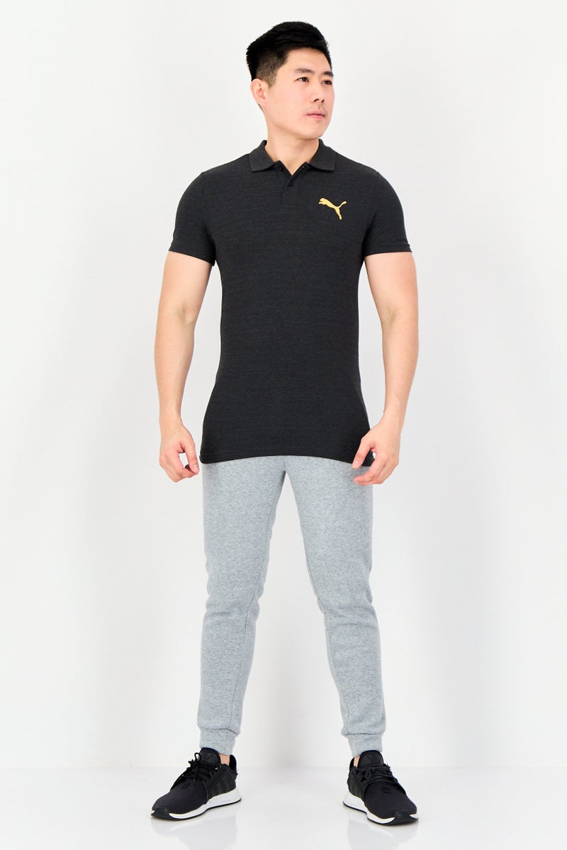 PUMA قميص بولو خارجي بأكمام قصيرة للرجال بتصميم ضيق مع شعار العلامة التجارية، أسود مائل إلى الرمادي - Image 2