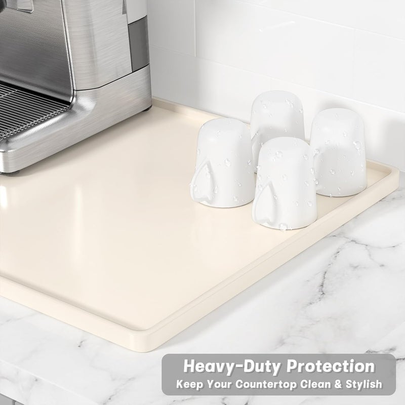 Rnivvi حصيرة قهوة من السيليكون من ، مقاس 12" x 19"، مقاومة للماء وذات حافة مرتفعة، مناسبة لملحقات محطة آلة الإسبريسو، وسادة لتجفيف الأطباق قابلة للفك ومقاومة للحرارة للعمل على طاولة المطبخ، لون بيج - Image 4