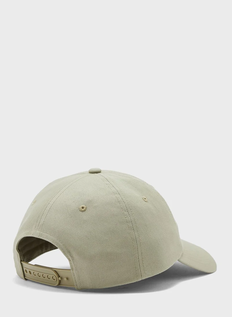New Balance 6-Panel Curved Brim Snapback Hat