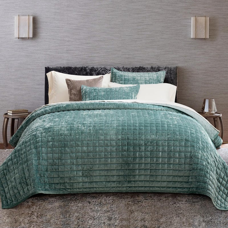 RECYCO Luxury Velvet Quilt Set Twin/Twin XL Size, Lightweight Velvet Comforter Set, Oversized Bedspread Coverlet Quilted Bedding Set, with 1 Matching Pillow Sham, for All Season, Aqua Green - Image 1