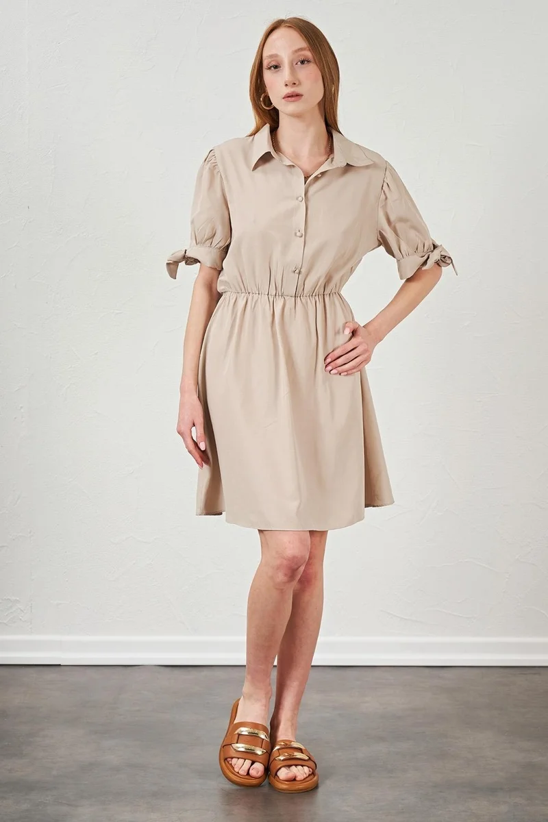 تينا Collared Elastic Waist Dress