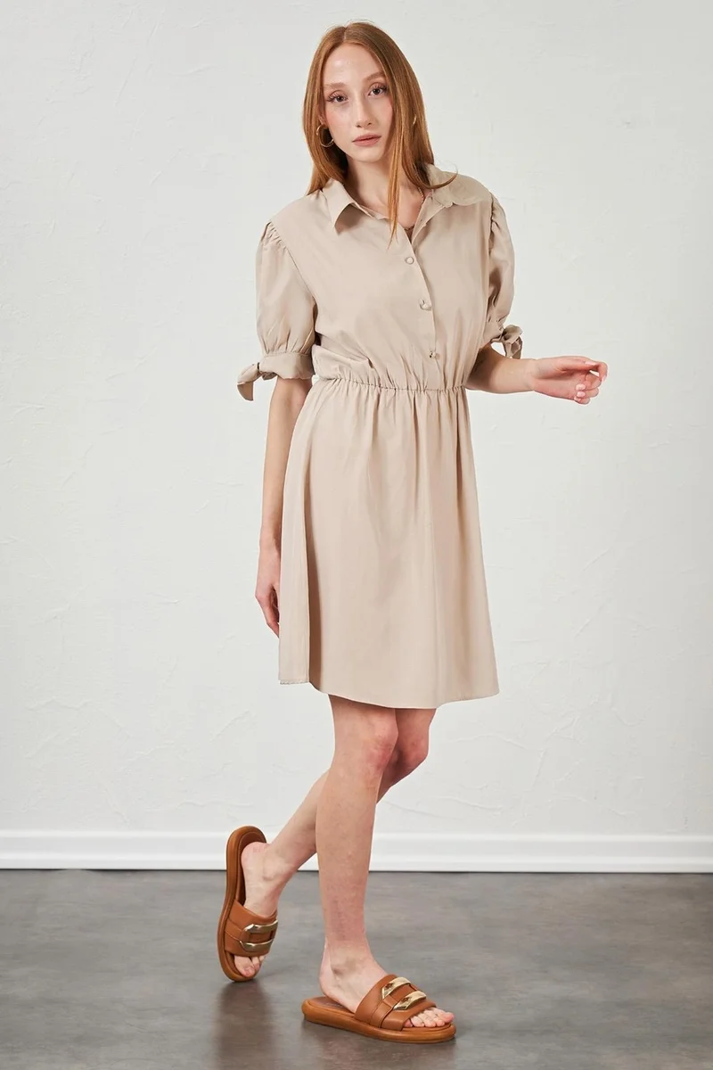 تينا Collared Elastic Waist Dress