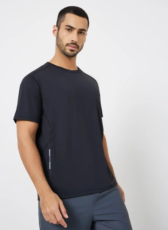 Men Black Quick-Dry Training T-Shirt