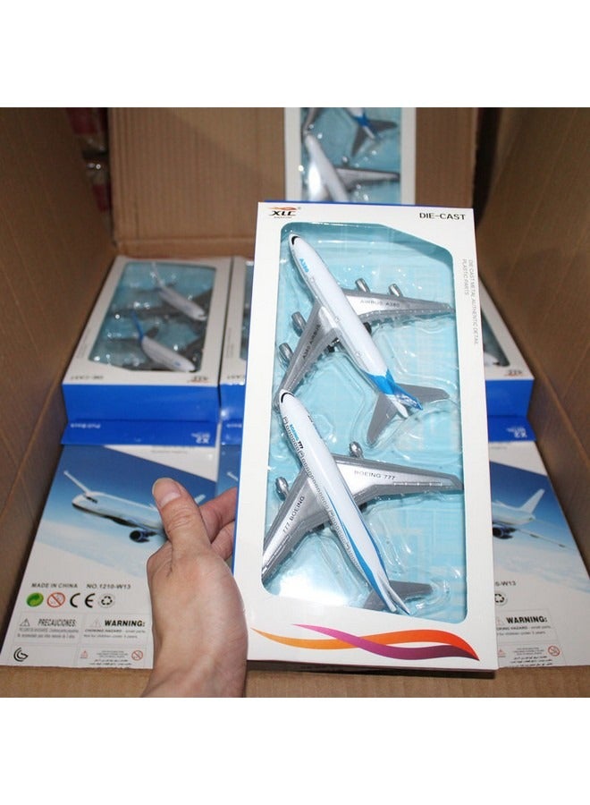 2-piece Simulated Aircraft Alloy Pull-back Airplane Model Toy Set, Boeing 777 and Airbus A380 - Image 3