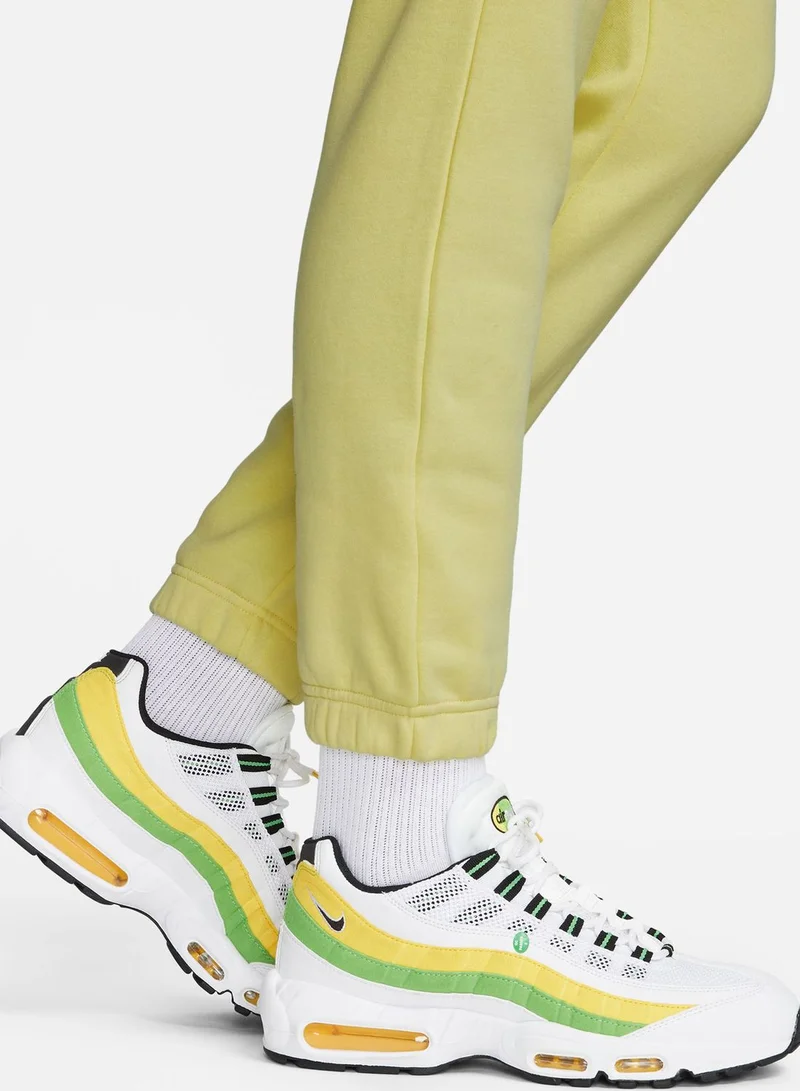 Nike Club Cuffed Sweatpants