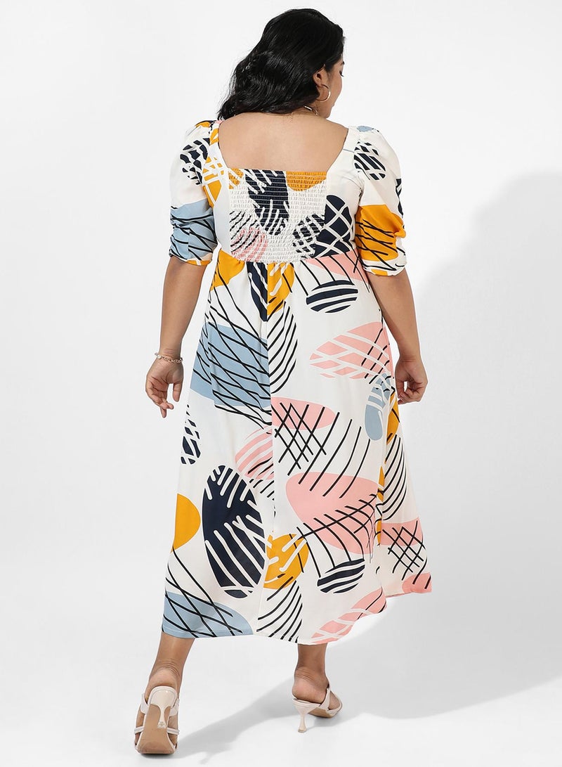 انستافاب بلس فستان نسائي أبيض بطباعة نباتية - Image 3