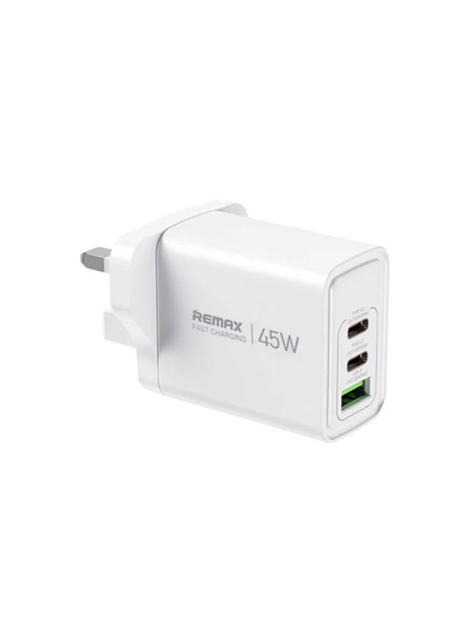 ريماكس شاحن سريع 3 في 1، USB ومنفذين TYPE-C بقدرة 45 وات، لون أبيض صغير وسهل الحمل. استخدم جميع الأجهزة من النوع C والطاقة العالية - Image 3