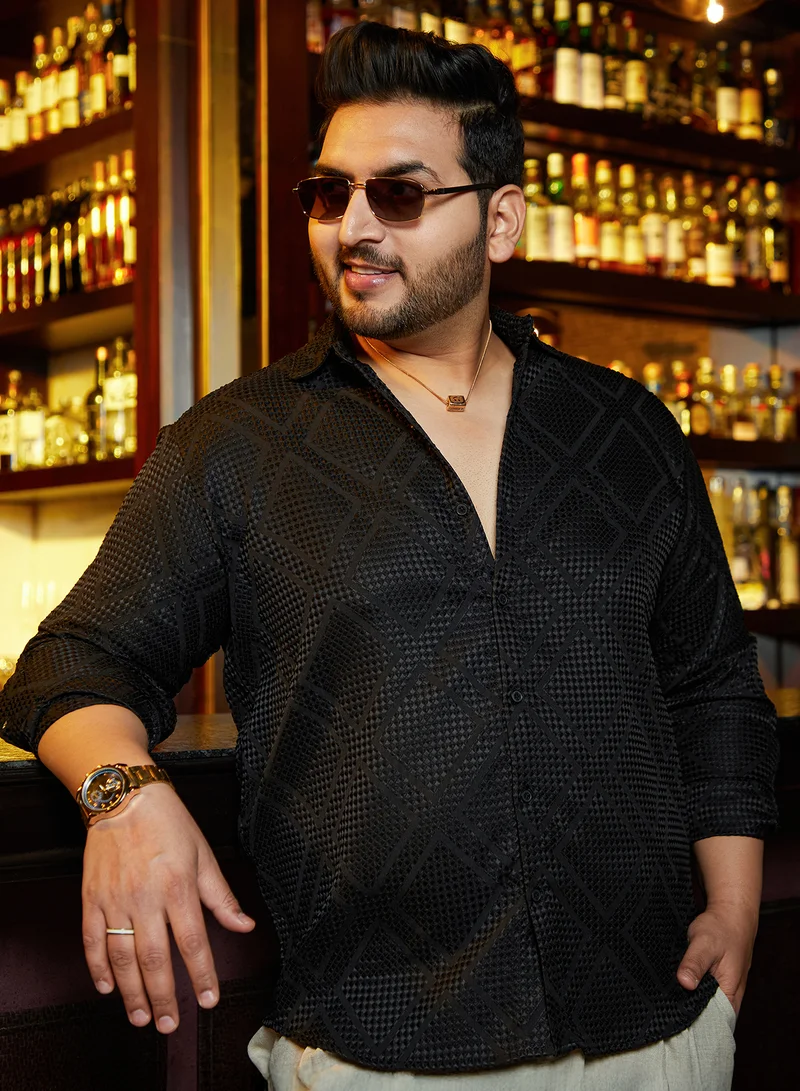 انستافاب بلس Instafab Plus Men's Obsidian Black Shard-Tactile Shirt For Casual Wear | Spread Collar | Long Cuffed Sleeves | Button Closure | Plus Size Shirt Crafted With Comfort Fit For Everyday Wear