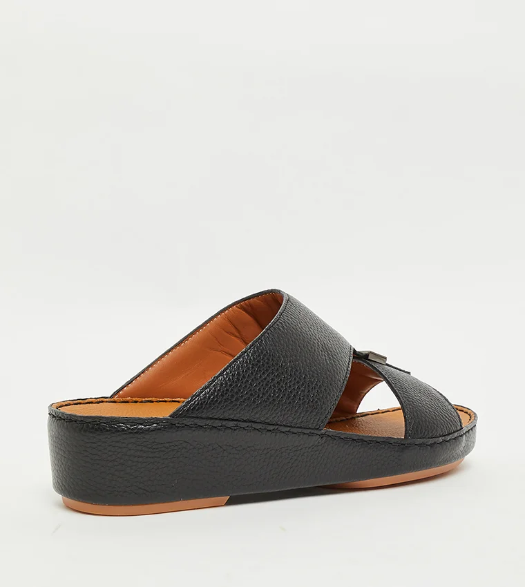 الدو Arabian Textured Sandals