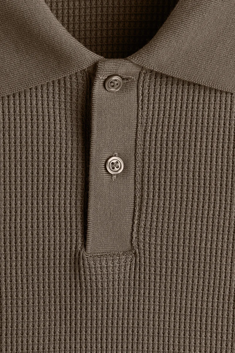 H&M  Slim Fit Waffle-knit polo shirt for Men | Best Price UAE