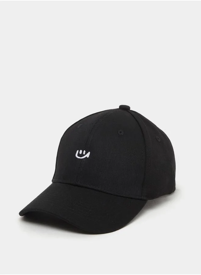 ستايلي Embroidered Smile Baseball Cap