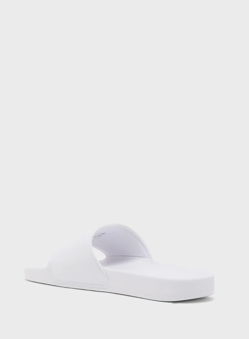 لاكوست Casual Serve Slides