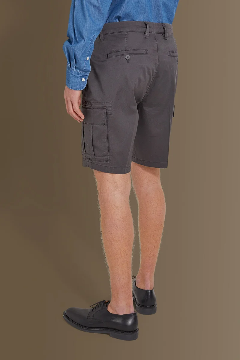 Doppelganger Grey Cargo bermuda twill stretch construction - DK Grey for Men | Best Price UAE
