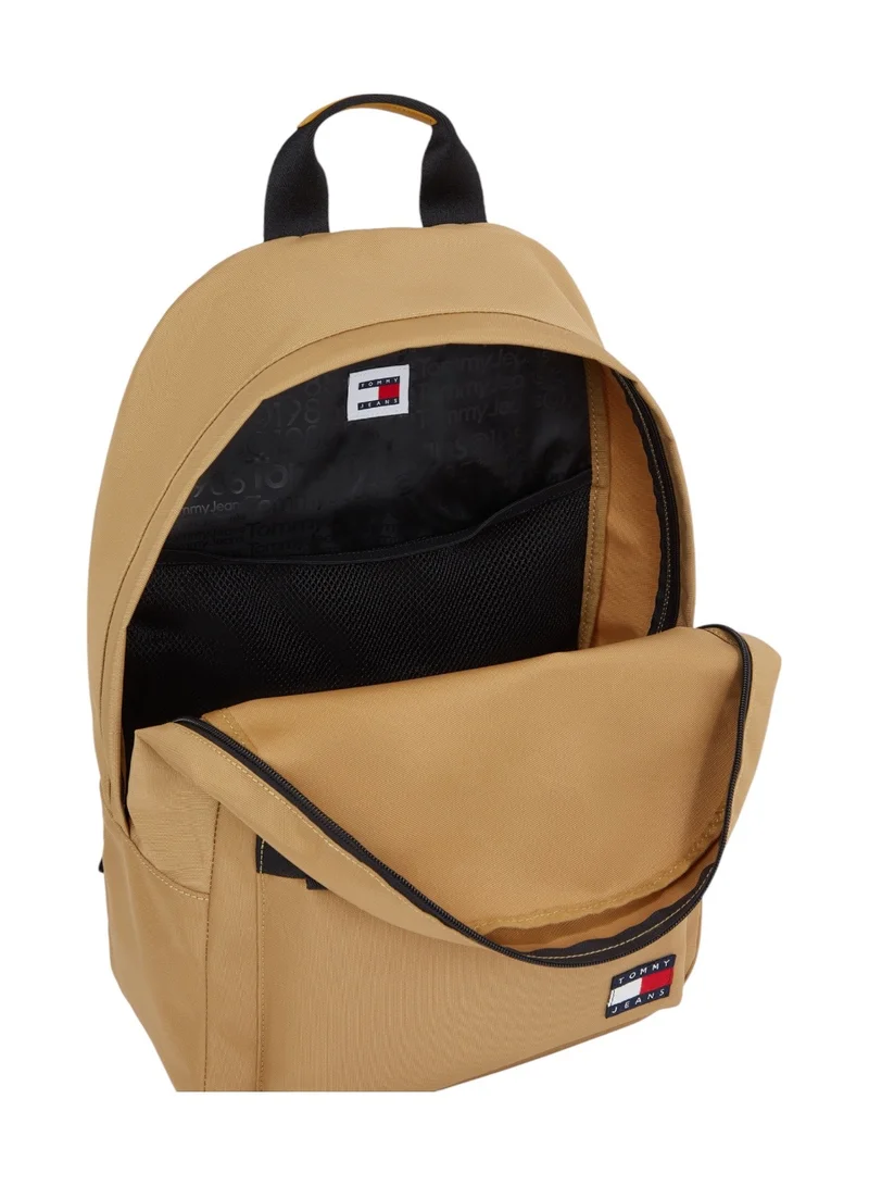 TOMMY JEANS Essential Badge Dome Backpack