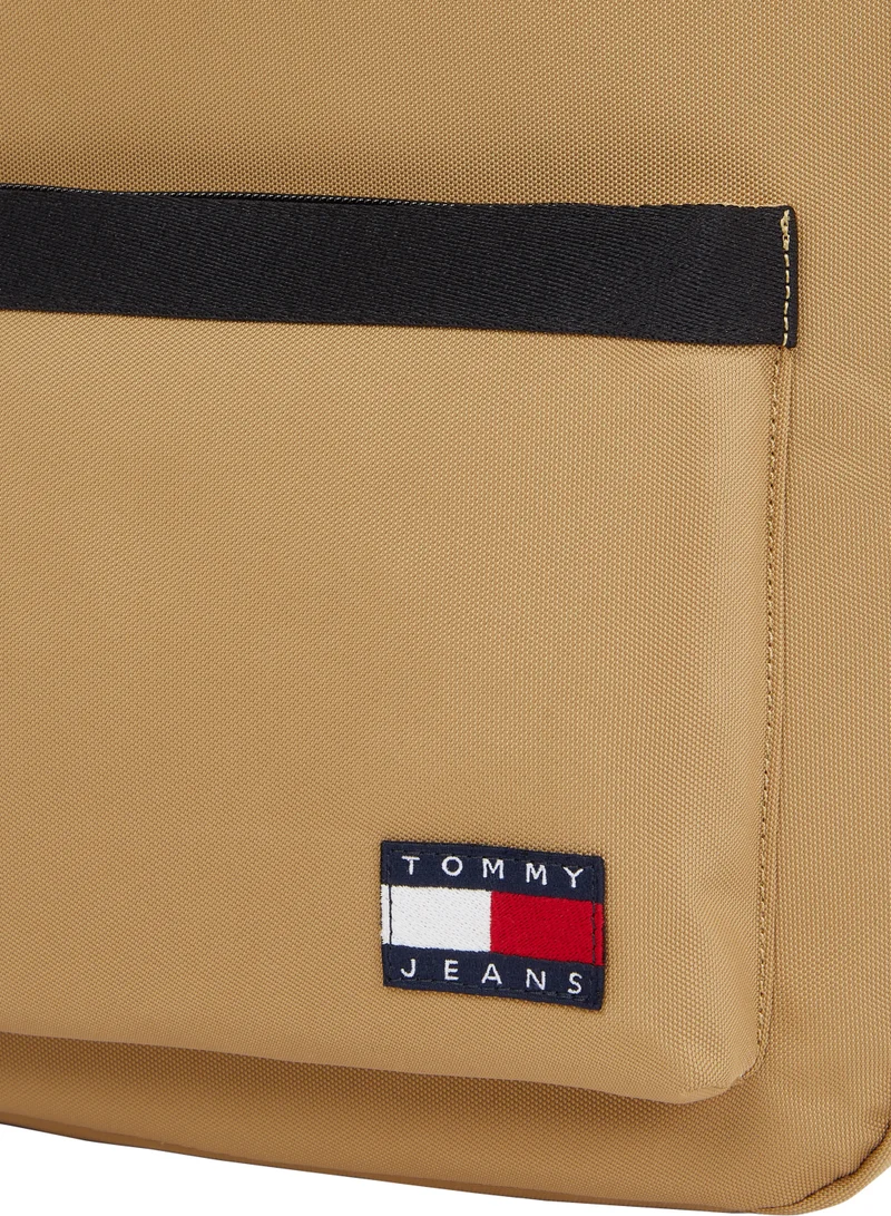 TOMMY JEANS Essential Badge Dome Backpack