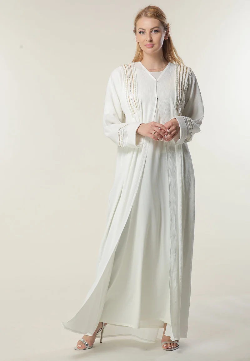 Moistreet Embellished Open Abaya