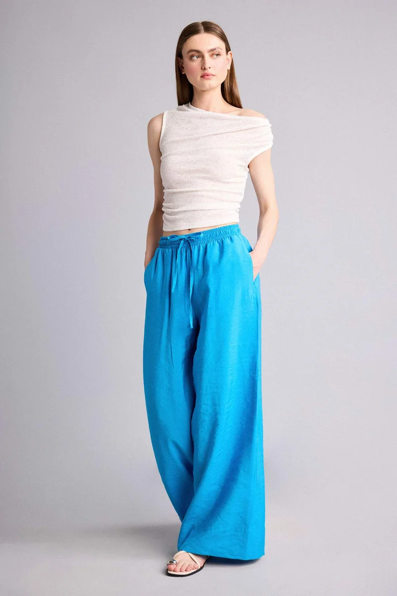 DeFacto Wide Leg Regular Hem Zipper Sensual Trousers