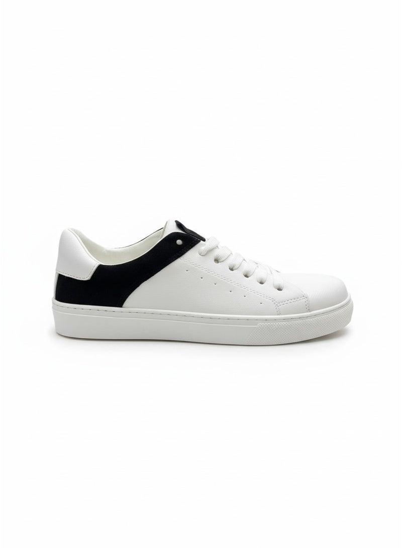Vbranda Trendy white casual sneakers with a comfortable design for everyday wear. - Image 3