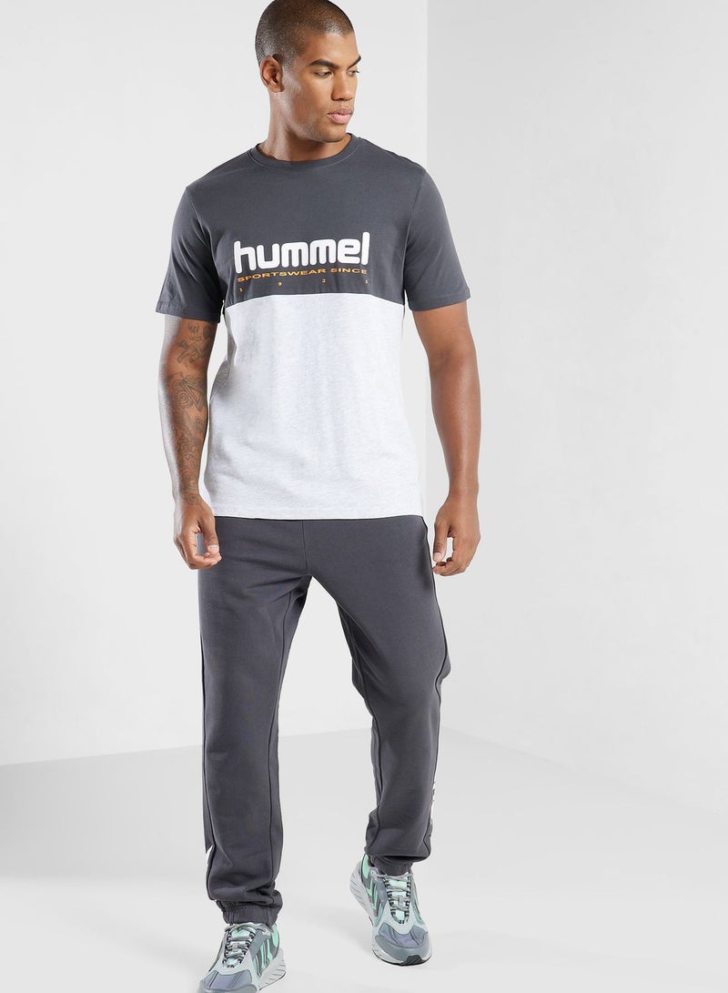 هامل تيشيرت بشعار الماركة - Image 4